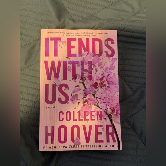 Colleen hover books - Picture 3 of 4